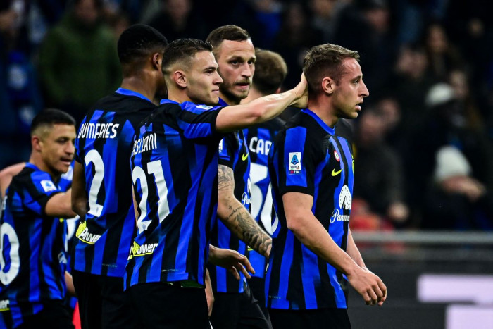 Klasemen Serie A: Inter Milan Nyaman di Puncak, Pertarungan di Zona Degradasi Sengit