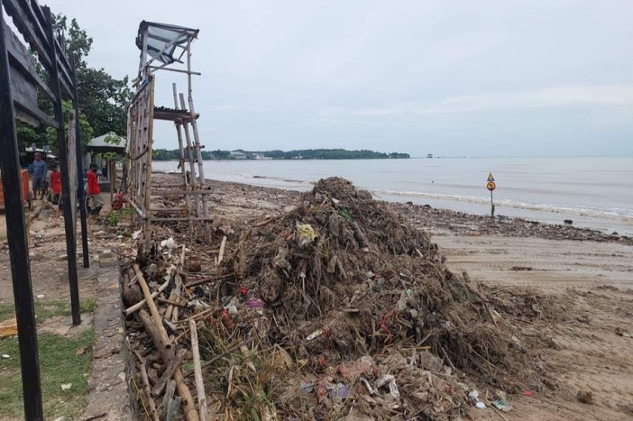 Banjir Hancurnya Sejumlah Destinasi Wisata di Jawa Tengah