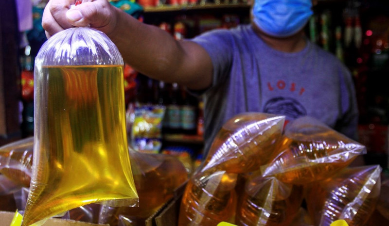 Harga Minyak Goreng Curah di Pasar Tradisional Kota Depok Kian Melambung Tinggi