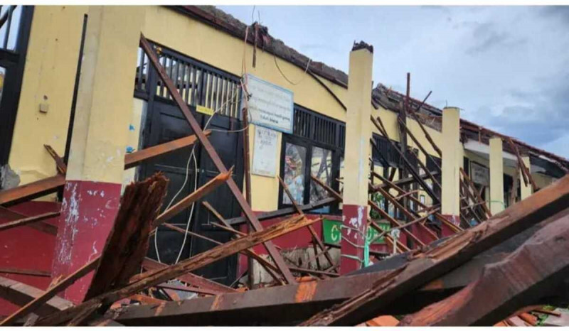 Gedung SDN Kedaung di Sawangan Roboh, Kualitas Bangunan Sekolah di Depok Dipertanyakan