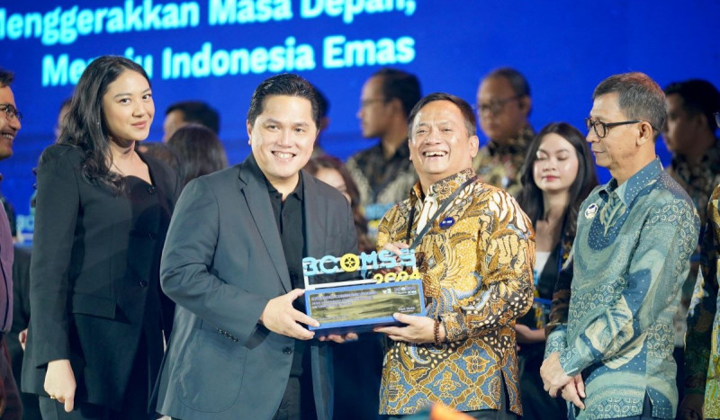 PNM Terima Award Top Contributor BUMN for Communications di Ajang BCOMSS 2024