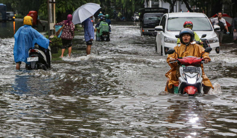 BNPB: Beberapa Daerah di Jawa Tengah dan Madura Masih Dihantui Cuaca Ekstrem