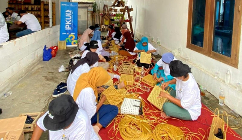 Kembangkan Potensi: PNM Berikan Studi Banding untuk Ketua Kelompok Unggulan Mekaar