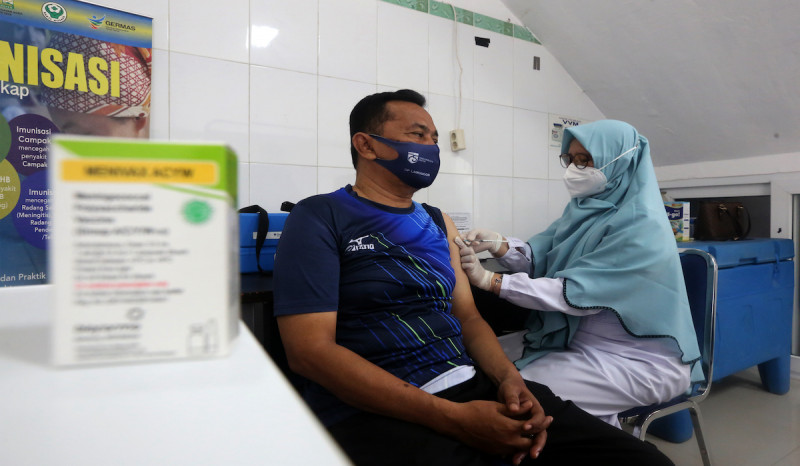 Jemaah Haji 2024 Disarankan Suntik Vaksin Influenza dan Pneumonia