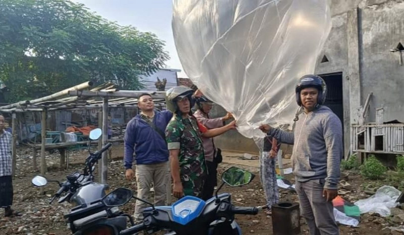 Polisi Pekalongan Sita 80 Balon Udara yang akan Diterbangliarkan