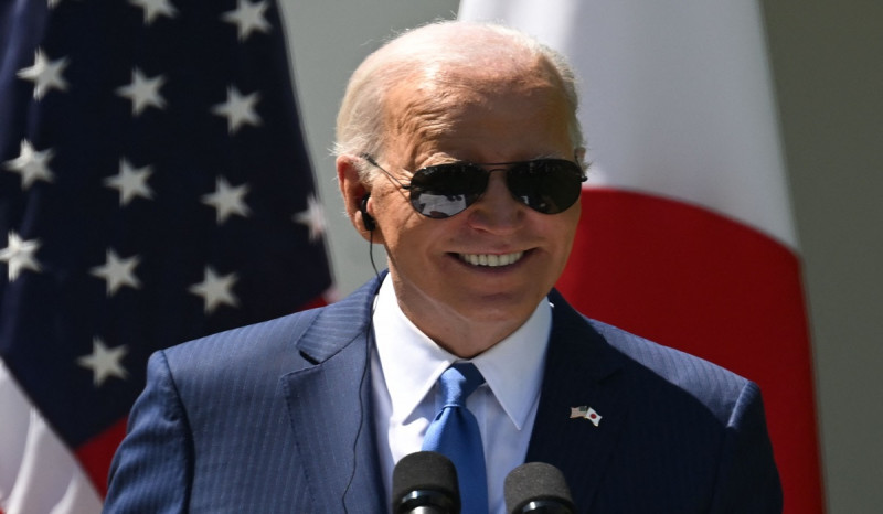 Joe Biden Janjikan Kirim Astronaut Jepang ke Bulan
