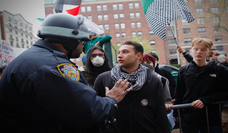 Pengunjuk Rasa Pro-Palestina di Universitas Columbia, New York Ditangkap