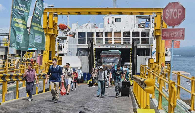 Tinjau Pelabuhan Gilimanuk, Menhub Pastikan Pelayanan Angkutan Lebaran Berjalan Lancar