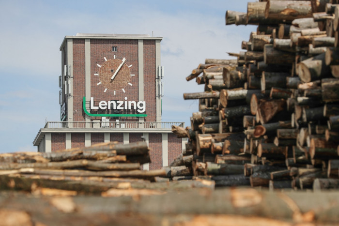 Komitmen pada Lingkungan, Lenzing Rilis Annual and Sustainability Report 2023 