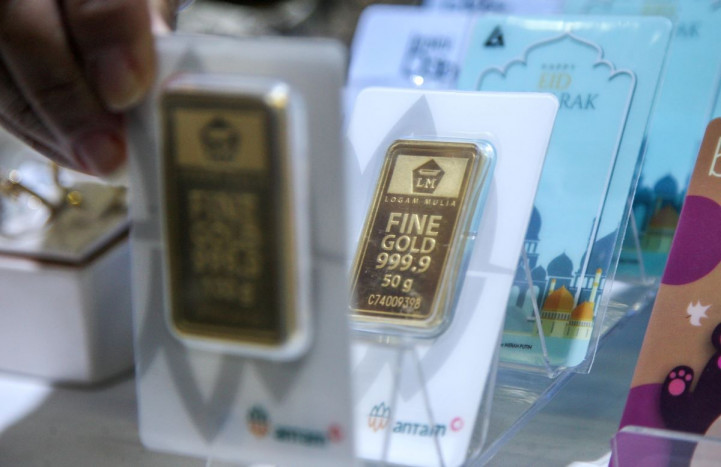 Harga Emas Antam turun Rp1.000 per gram pada Senin 29 April 2024