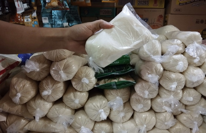 Harga Gula di Pasar Tradisional Depok Meroket, Rp20 Ribu per Kilogram