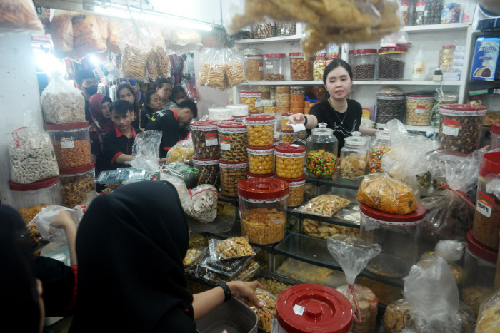 Kue Tradisional Khas Minang Tersedia di Padang Panjang