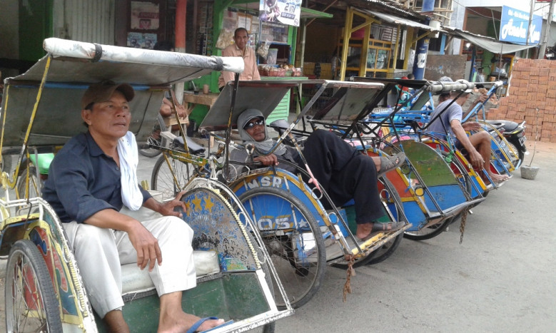 Becak Wisata Dilibatkan dalam Pengembangan Keraton Kacirebonan