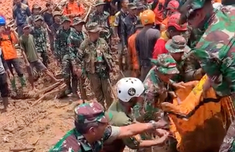 Polda Jawa Berhasil Mengindetifikasi 8 Korban Tanah Longsor di Cipongkor