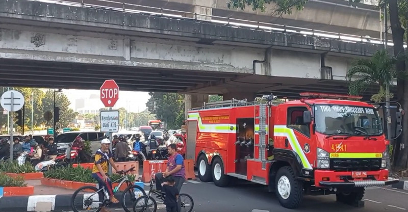 Kawasan Mampang Macet Akibat Kebakaran