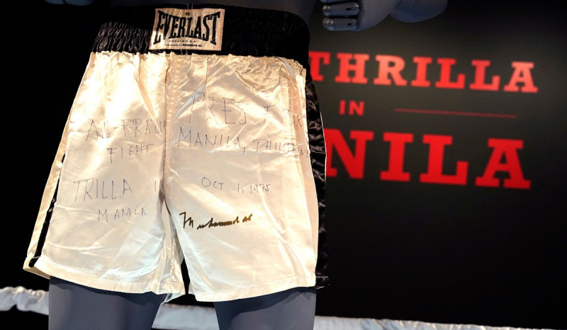 Celana Tinju Muhammad Ali Dilelang, Diperkirakan Terjual Rp90 Miliar