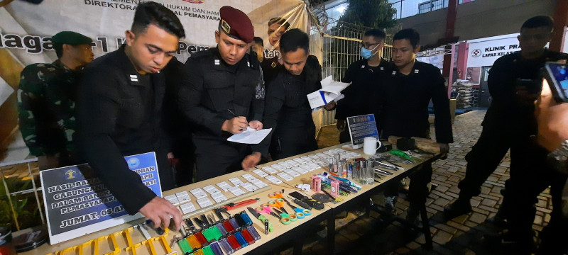 Mitigasi Risiko Keamanan, Tim Gabungan Geledah Sel Warga Binaan Lapas Cianjur