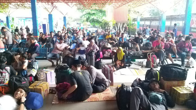 Pemudik Mulai Padati Pelabuhan Triksakti Banjarmasin