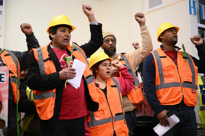 Runtuhnya Jembatan Baltimore Menguak Kisah Kelam Para Imigran
