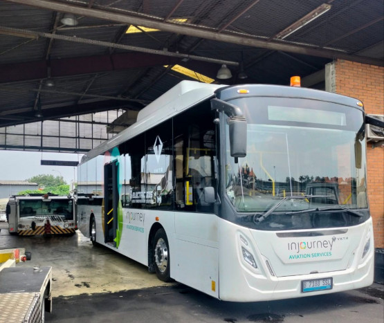 Kurangi Jejak Karbon, VKTR dan Gapura Angkasa Luncurkan Bus Listrik di Bandara Soetta