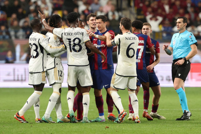 Jelang Real Madrid vs Barcelona, Ancelotti: Kalau Menang, Trofi La Liga dalam Genggaman