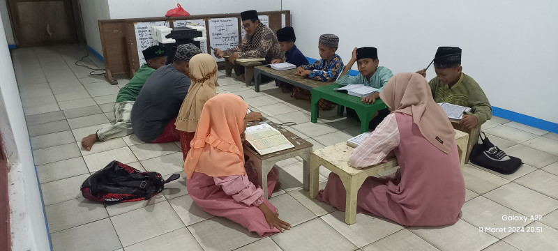 Tantangan Muslim di Karimunjawa, Antara Melaut dan Menunaikan Salat