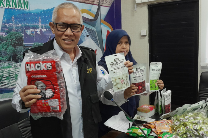 Badan POM di Padang Temukan Produk Kedaluwarsa dan tanpa Izin selama Ramadan