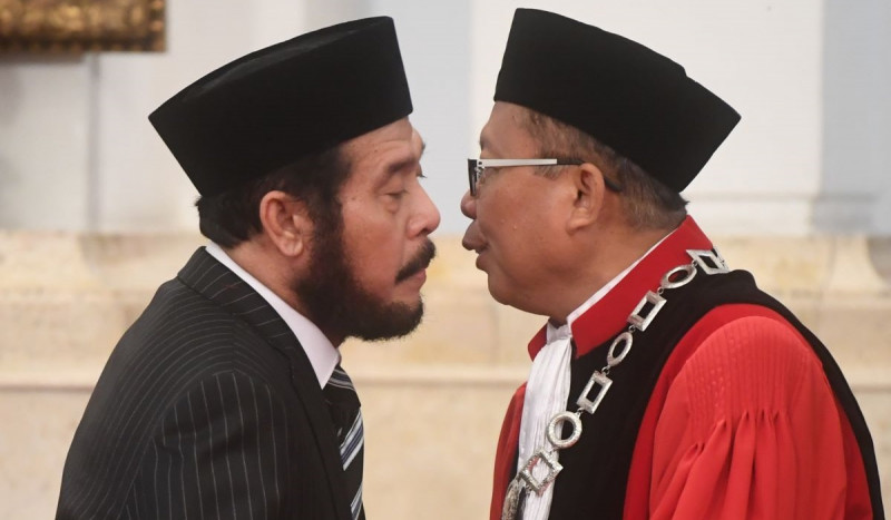 Anwar Usman dan Arsul Sani dalam Sorotan Sengketa Pileg MK