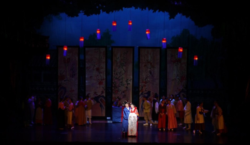 Melihat Budaya Tradisional Korea Melalui Opera The Wedding Day