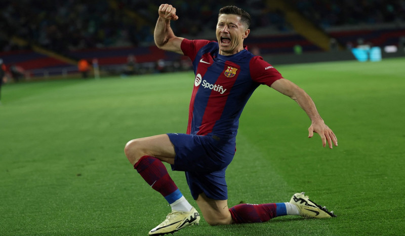 Barcelona vs Valencia, Hattrick Robert Lewandowski Pastikan Kemenangan Blaugrana