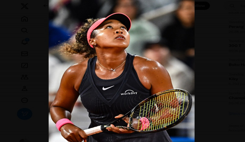 Naomi Osaka Menangis Usai Kalah dari Iga Swiatek di Putaran Kedua Prancis Terbuka