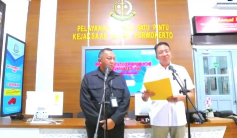 Eks Kepala Kanwil Bea Cukai Riau Tersangka Kasus Impor Gula