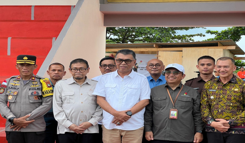 SKK MIGAS - KKKS Dukung Prestasi Olahraga di Natuna dengan Membangun Tribun 