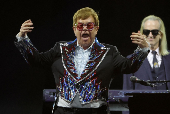 Elton John Bersiap Rilis Album Baru Bersama Bernie Taupin