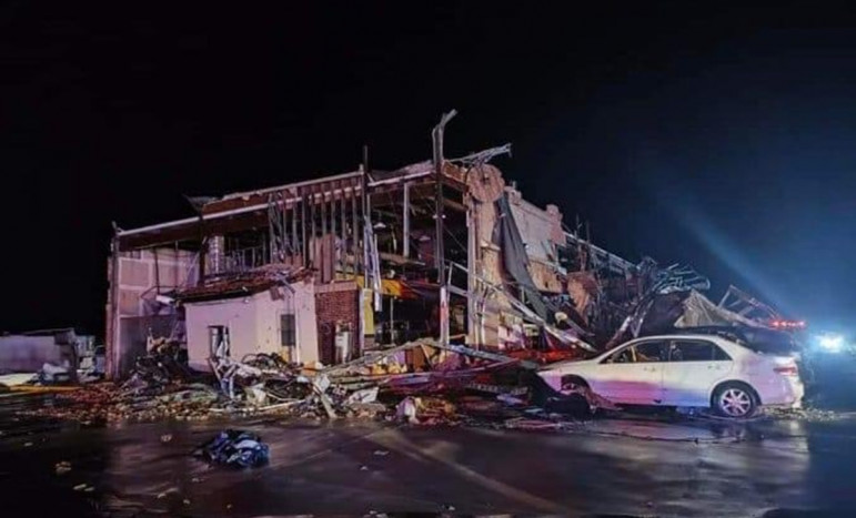 15 Orang Tewas dalam Tornado Melanda Amerika Serikat Wilayah Tengah