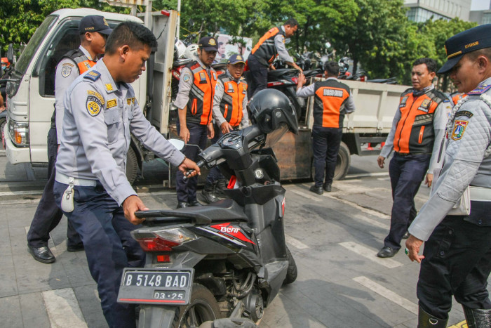 Dishub DKI Bentuk Tim Gabungan untuk Berantas Parkir Liar di Jakarta