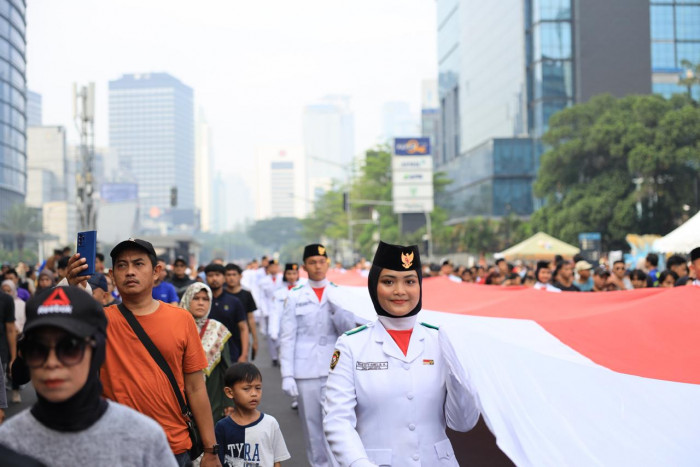 Sambut Hari Pancasila, BPIP Gelar Kirab Pancasila Bentangkan Merah Putih di CFD Jakarta