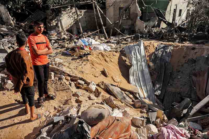 Tertahan di Rafah, Tim Medis Mer-C dalam Bahaya