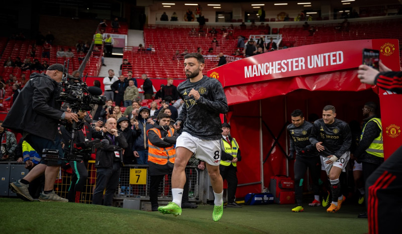 Erik ten Hag Tegaskan Manchester United Ingin Pertahankan Bruno Fernandes