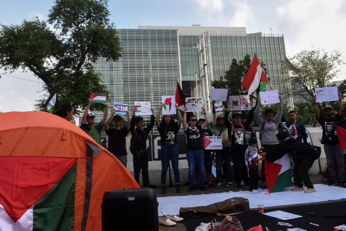 Miliarder Tekan Pejabat AS Hentikan Demo pro Palestina