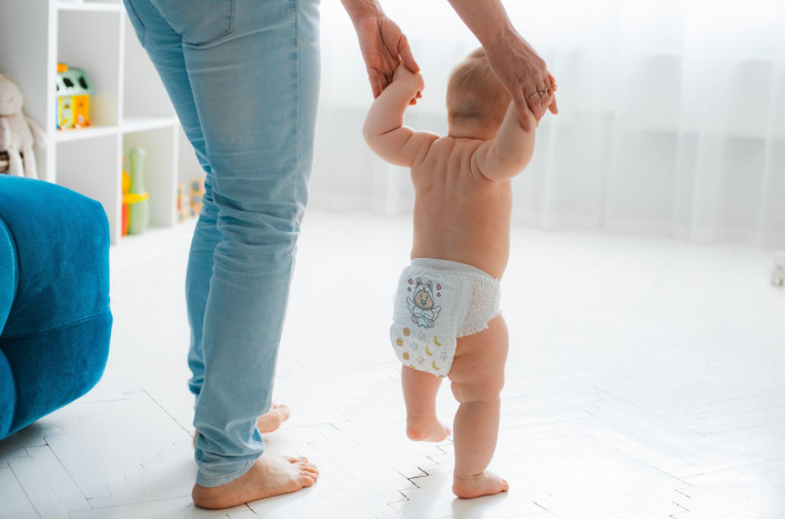 Popok yang Tepat Dukung Perkembangan Motorik Bayi