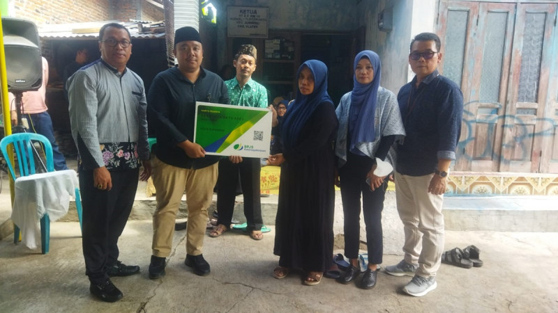 BPJS Ketenagakerjaan Klaten Berikan Santunan Jaminan Kematian Ketua RT di Desa Tlogorandu