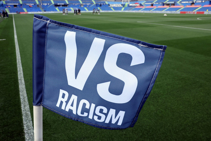 3 Suporter Valencia Dihukum 8 Bulan Penjara akibat Rasisme