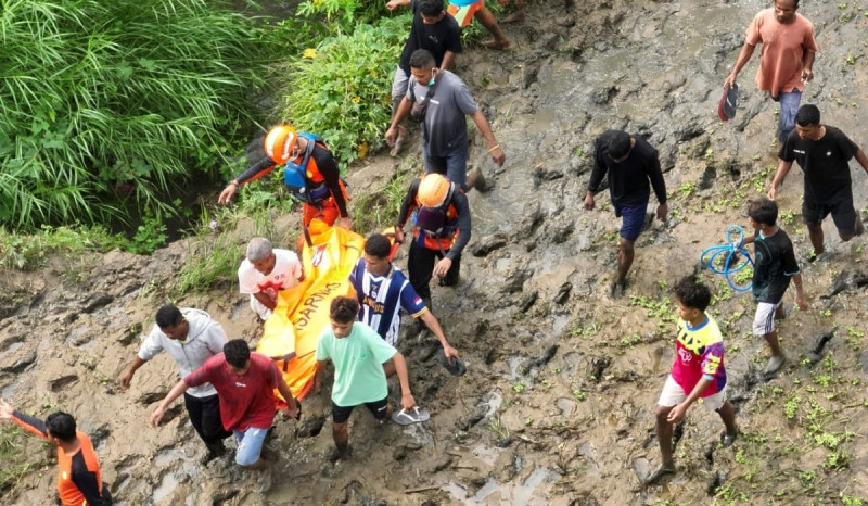 Petani Tewas Terseret Banjir di Sikka