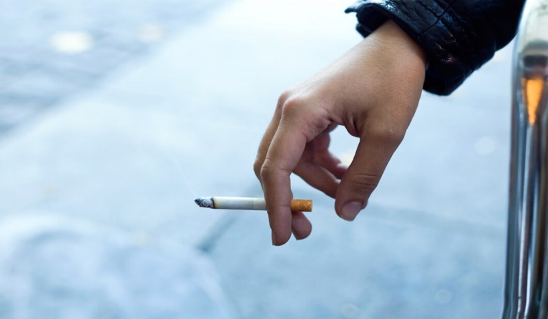 Perokok Tiga Kali Lebih Tinggi Terancam Masalah Kesehatan Ketimbang Orang yang tidak Merokok