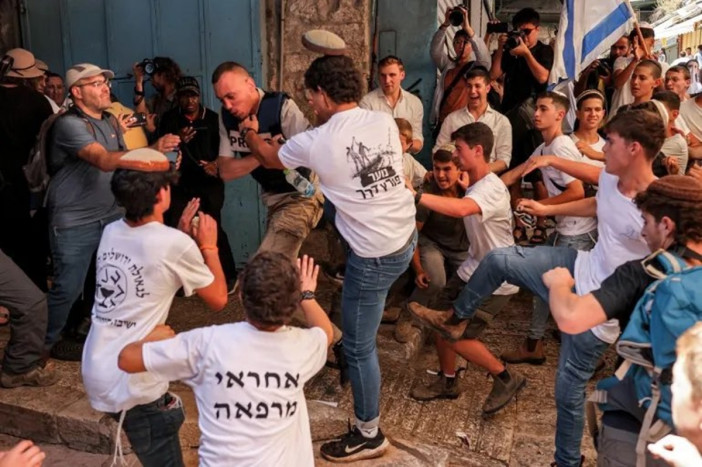 Ribuan Warga Israel Pawai di Yerusalem Timur, Serang Warga Palestina dan Teriakkan Slogan Rasis