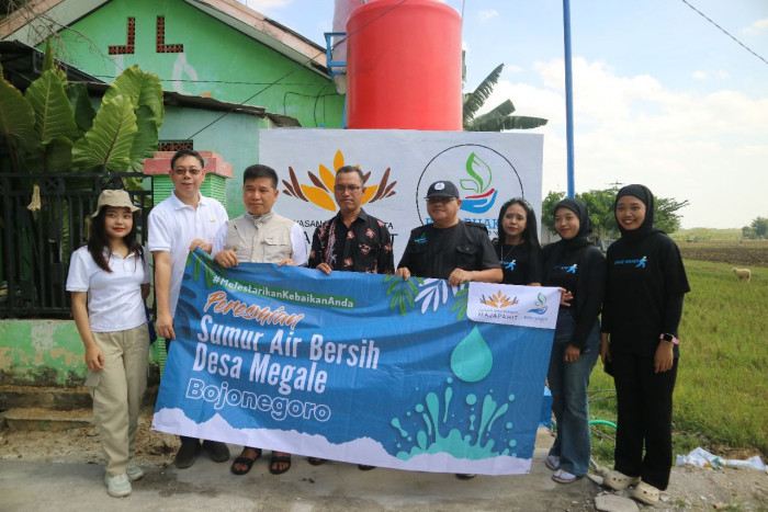 Warga Desa Megale Bojonegoro Dapat Bantuan Akses Air Bersih