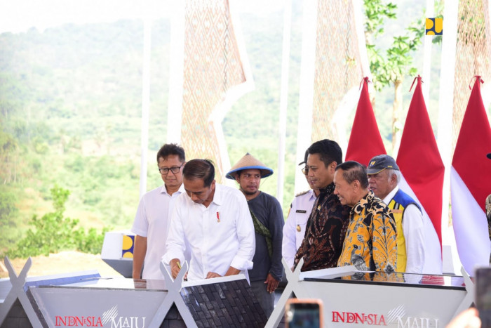 Jokowi Resmikan Bendungan Pamukkulu di Sulsel