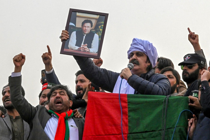 PBB: Imran Khan Dipenjara Secara Sewenang-wenang, Didesak untuk Segera Dibebaskan