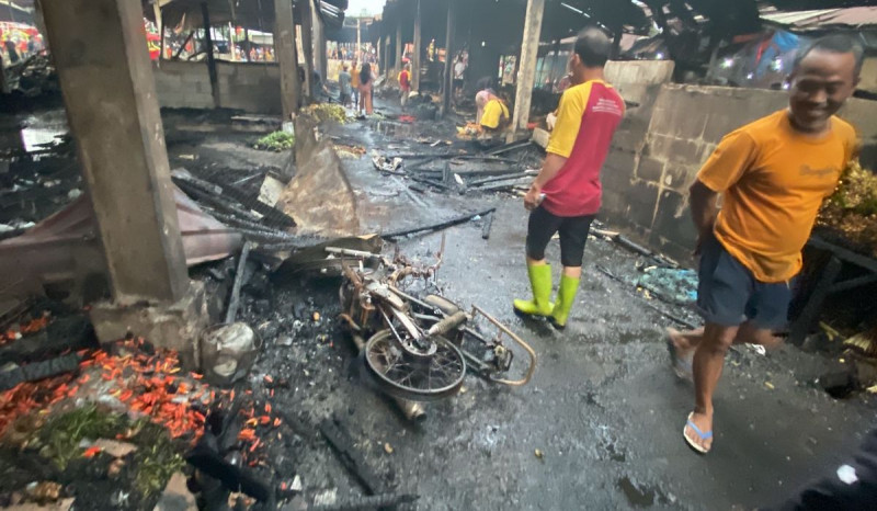 Pasar TU Kayu Manis Bogor Terbakar, Puluhan Kios Hancur